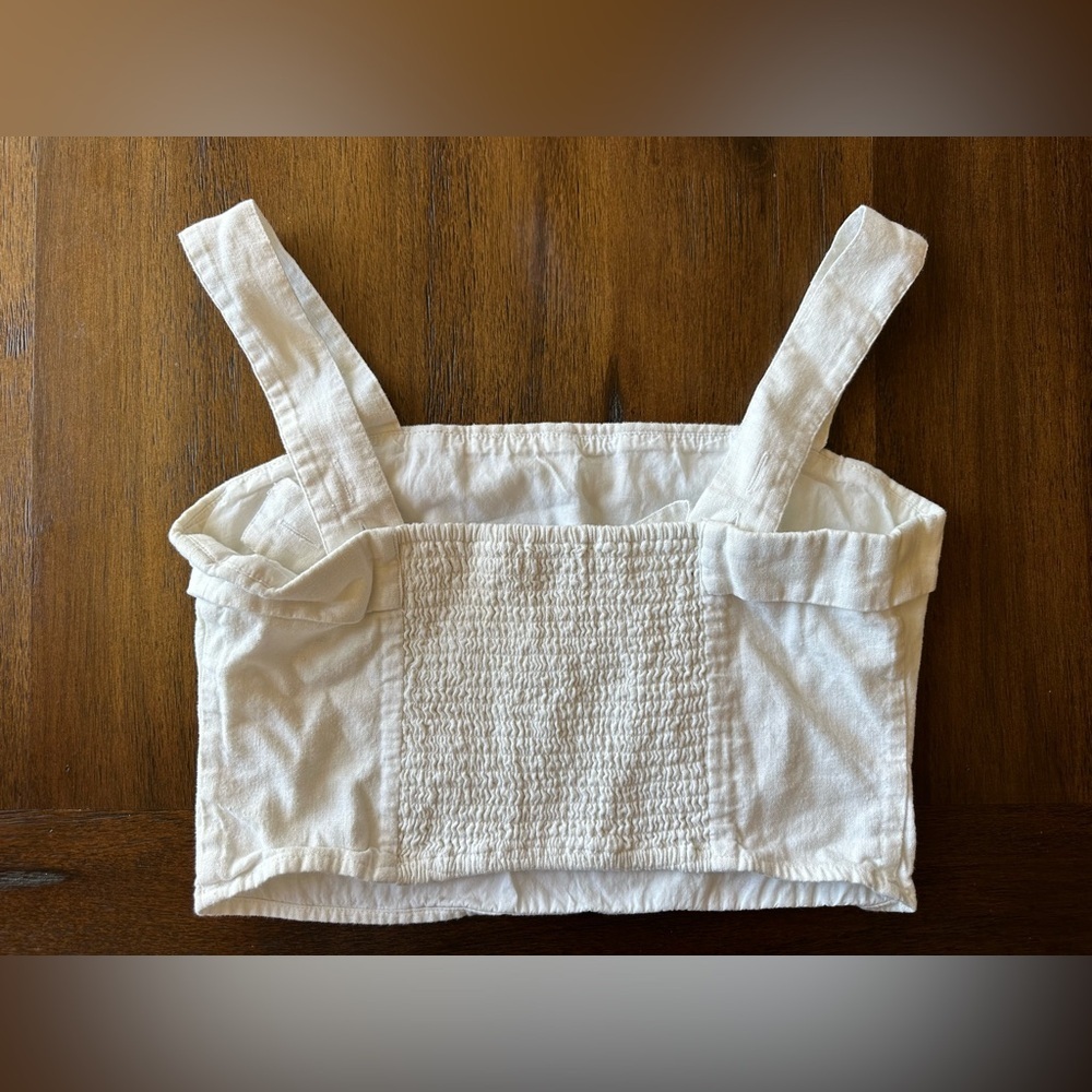 Abercrombie & Fitch Linen Blend White Crop Top- size Small - Picture 2 of 5